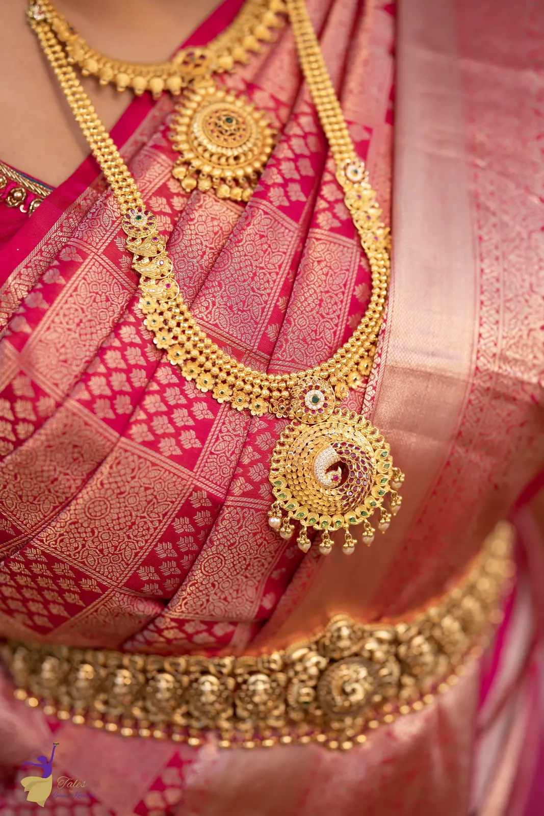 Detail of Priyanka’s temple jewellery and pink silk saree on the wedding morning