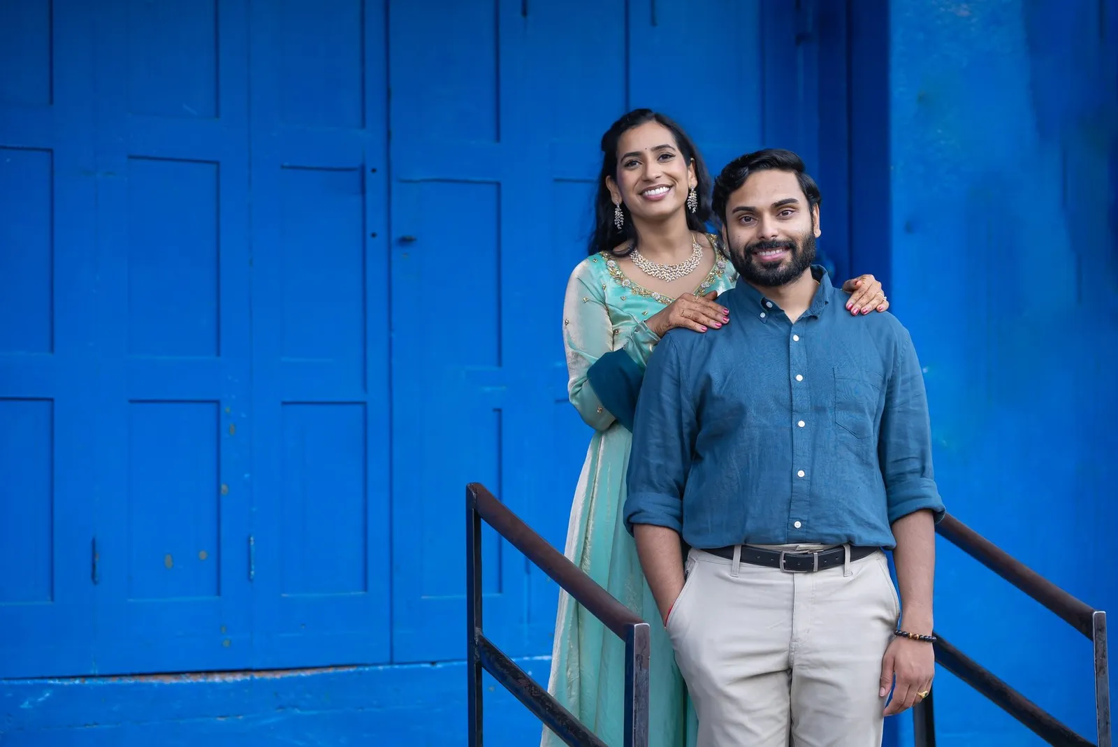 Manoj and Priya walking through a park path, Hyderabad pre-wedding