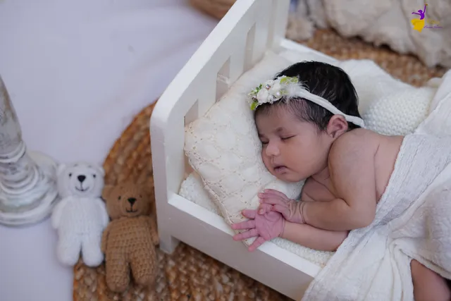 Baby looking at camera, Hyderabad baby portrait