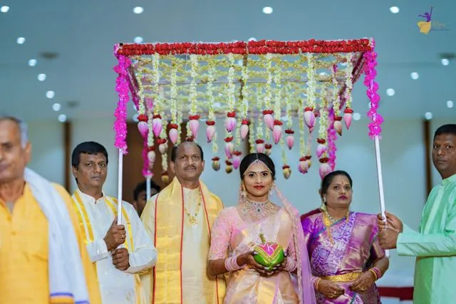 Couple at Telugu wedding, Hyderabad